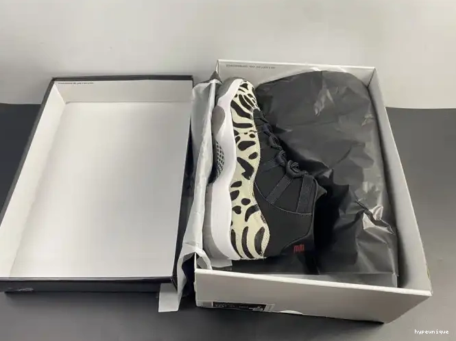 HYPE 11 INSTINCT JORDAN AR0715-010 ANIMAL AIR 0613
